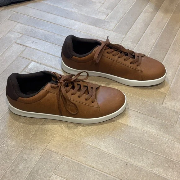 Brown Leather Men's Sneakers - Picture 1 of 8